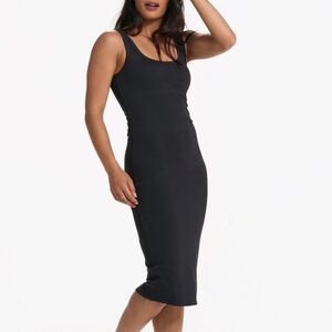 Vuori Essential Halo Dress in Black Heather in size Small
